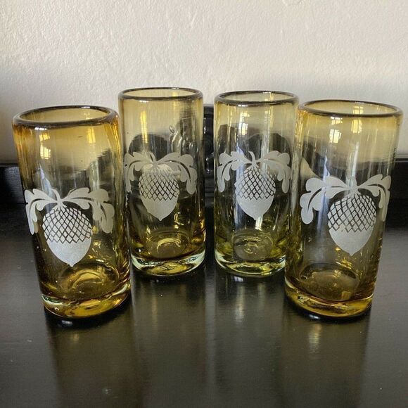 Hand made Mexico Glasses W/ Acorn Frosted Design - Picture 8 of 8